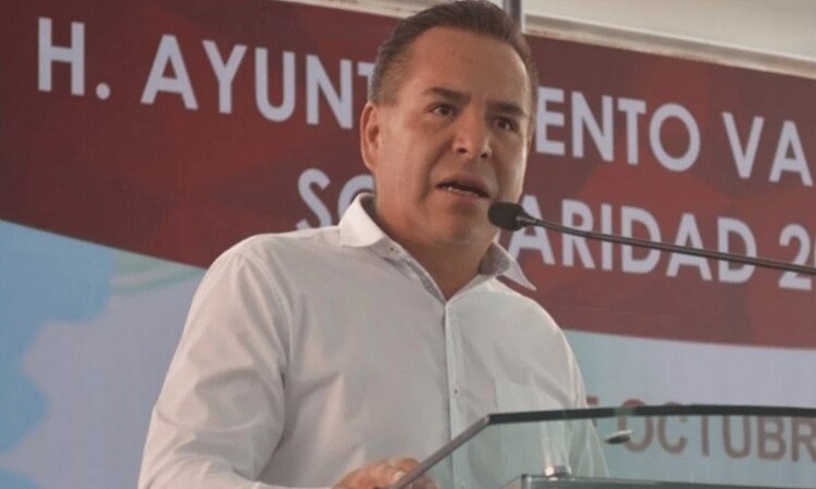 墨西哥市长弗朗西斯科·特诺里奥·孔特雷拉斯遭搭便车夫君枪打
