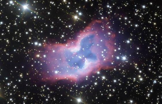 太空蝴蝶常睹现身 一个被称为NGC 2899的气泡