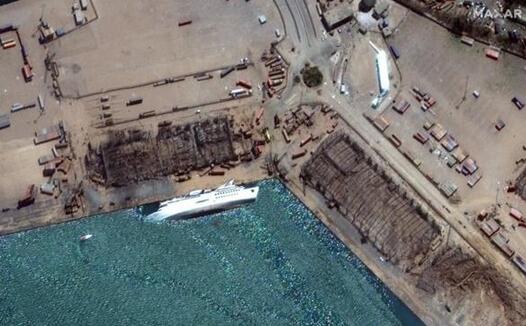卫星图对于比黎巴嫩大爆炸前后 修筑物被夷为平川