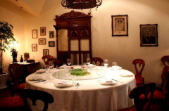 上海最贵的饭馆40如果桌:个人订制晚宴，鳄鱼尾1.68万