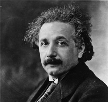 爱因斯坦神奇手记被创造，预言2060年地球将会消灭