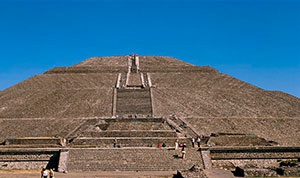 太阳金字塔坐降在何处,揭穿太阳金字塔未解之谜